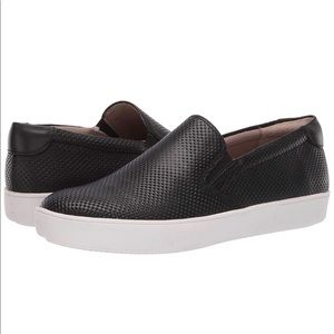 Naturalizer “Marianne” black leather shoes